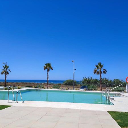 Espectacular Apartamento En Primera Linea De Playa Торрокс-Коста Экстерьер фото
